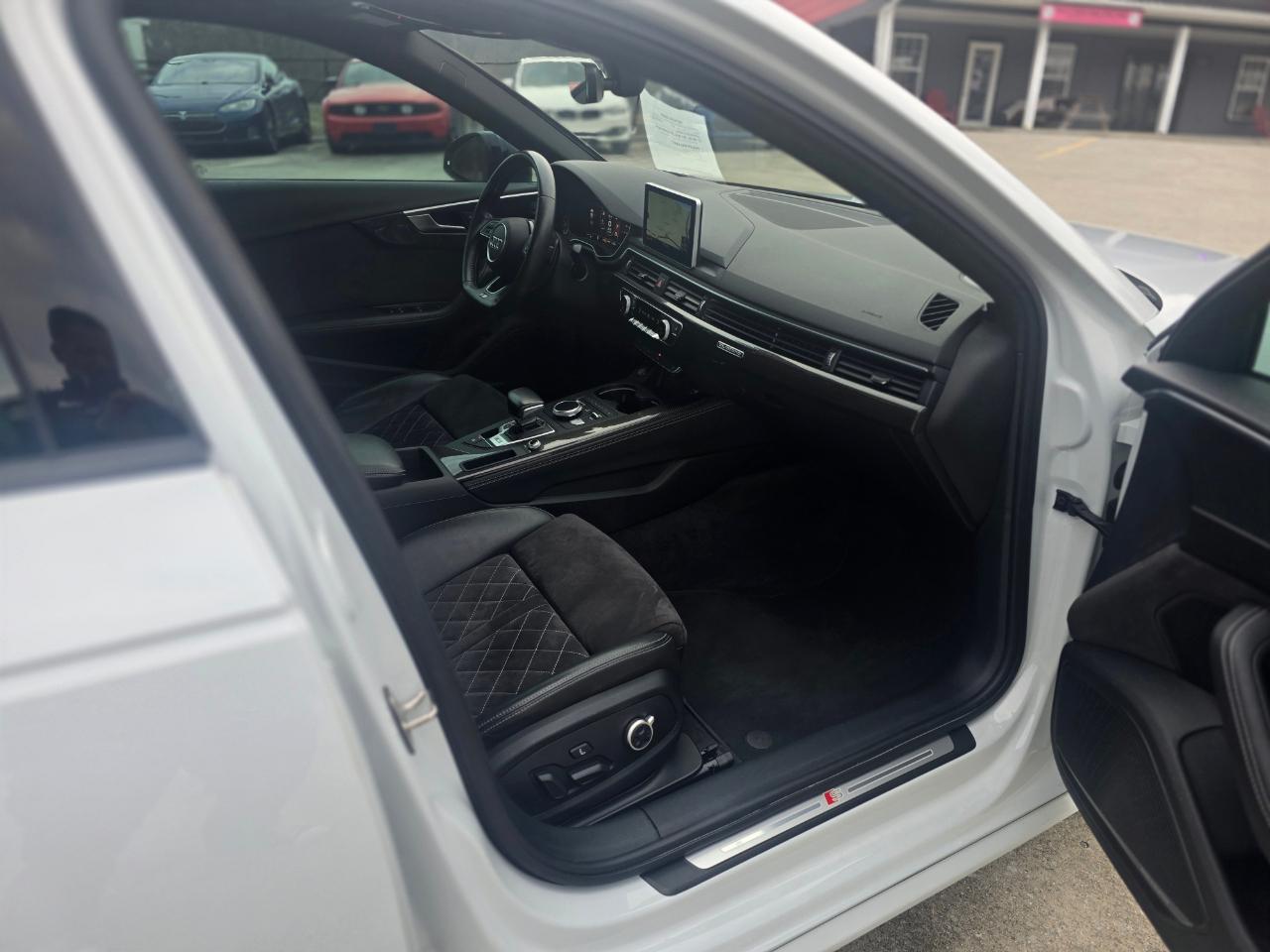 Audi S4 Premium Plus 4D Sedan Qtro 3.0T 2019