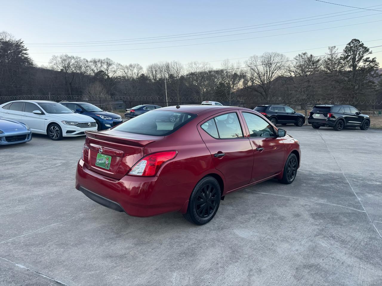 Nissan Versa 1.6 S 5M 2017