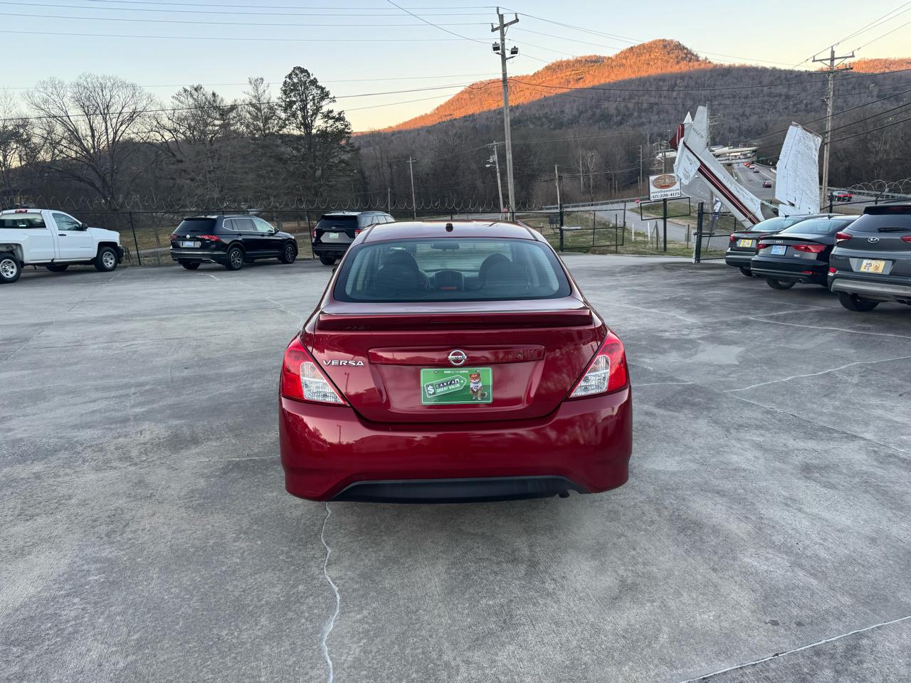 Nissan Versa 1.6 S 5M 2017