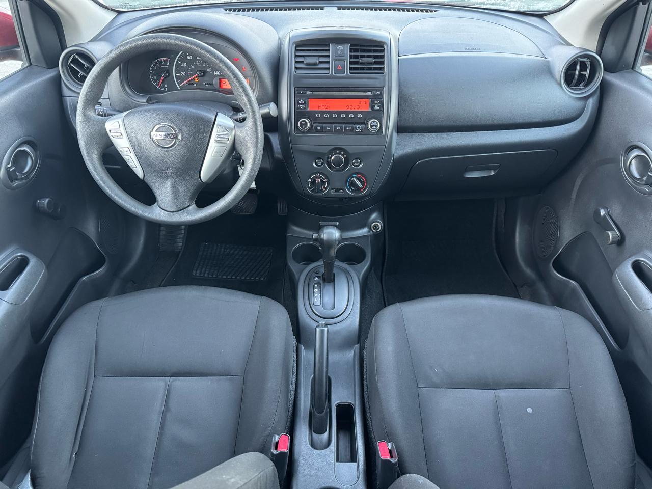 Nissan Versa 1.6 S 5M 2017