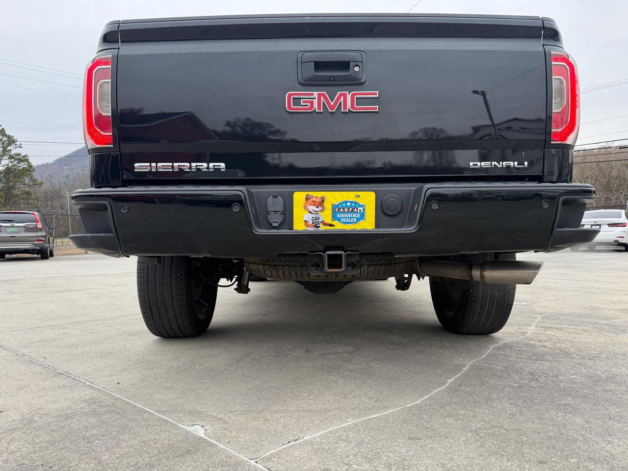 GMC Sierra 1500 Denali Crew Cab Short Box 4WD 2017