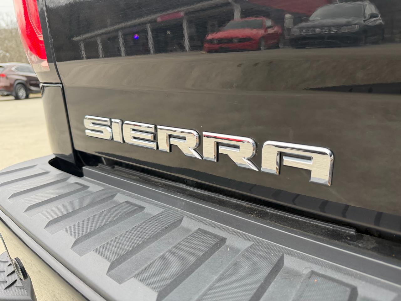 GMC Sierra 1500 Denali Crew Cab Short Box 4WD 2017