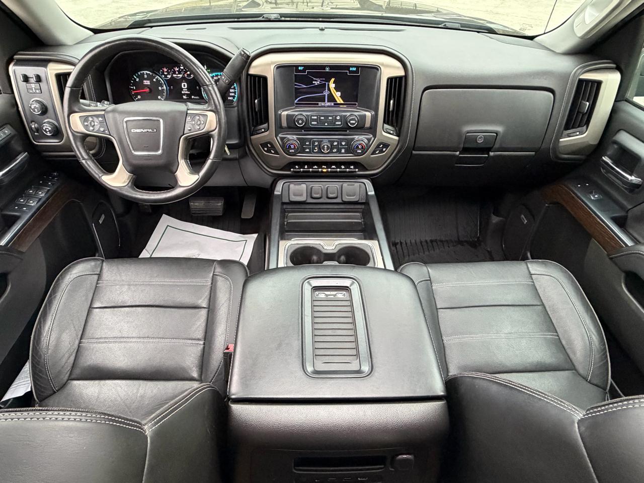 GMC Sierra 1500 Denali Crew Cab Short Box 4WD 2017