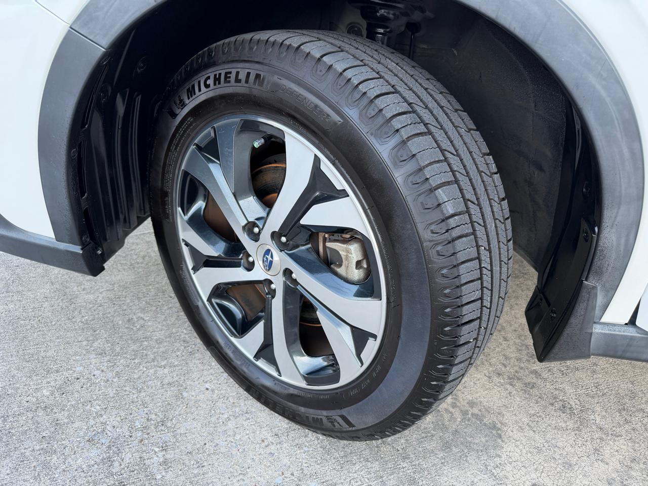 Subaru Outback Touring AWD 2020