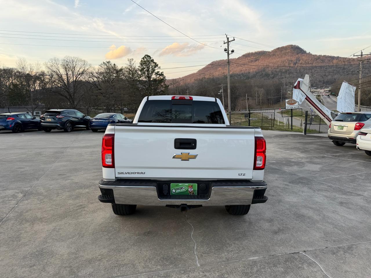 Chevrolet Silverado 1500 LTZ Crew Cab 4WD 2018