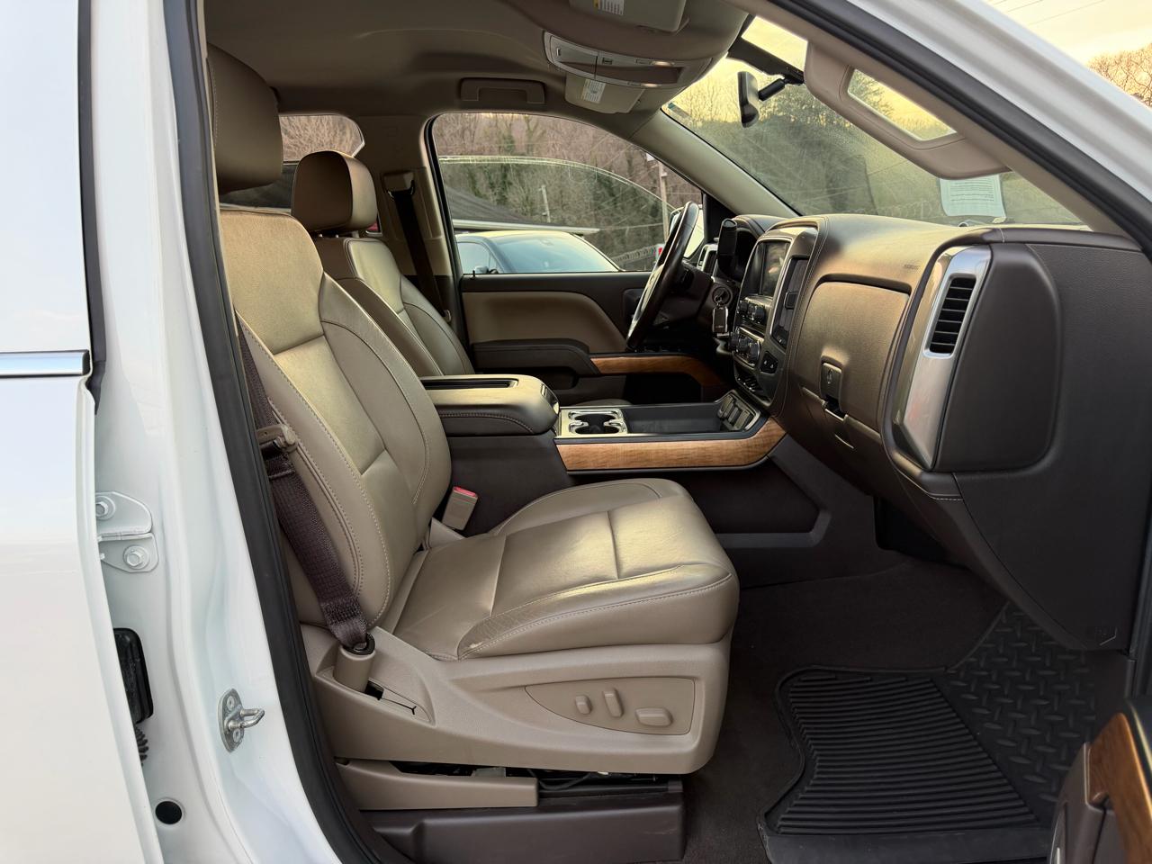 Chevrolet Silverado 1500 LTZ Crew Cab 4WD 2018