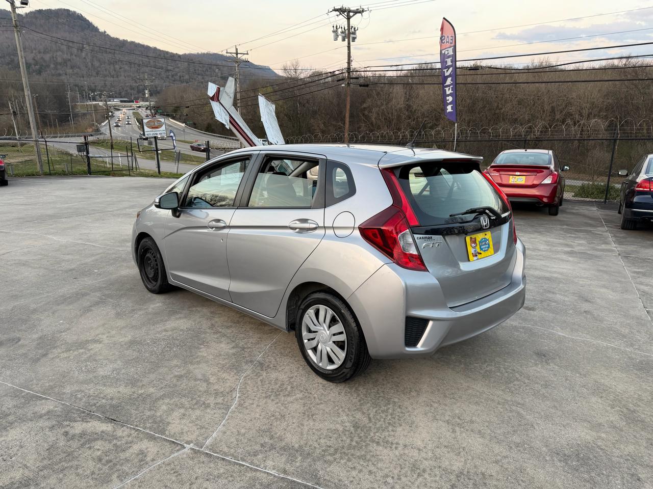 Honda Fit LX 4D Hatchback 2017