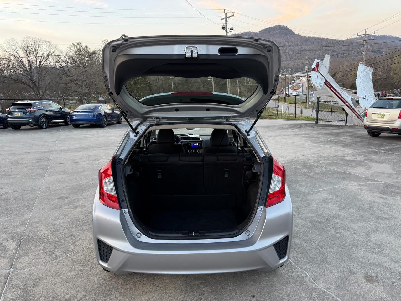 Honda Fit LX 4D Hatchback 2017