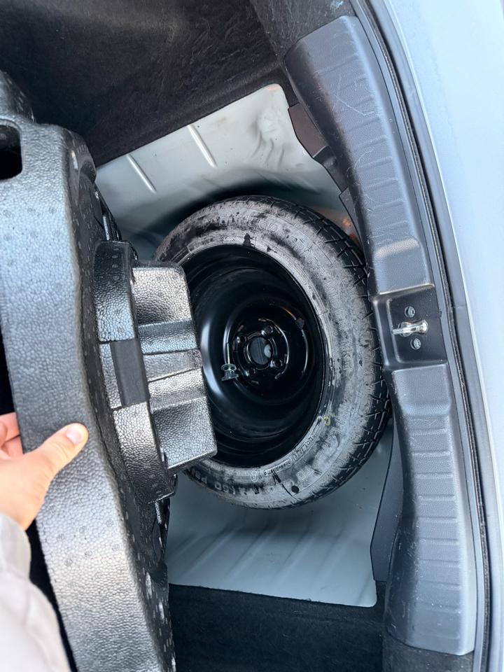 Honda Fit LX 4D Hatchback 2017