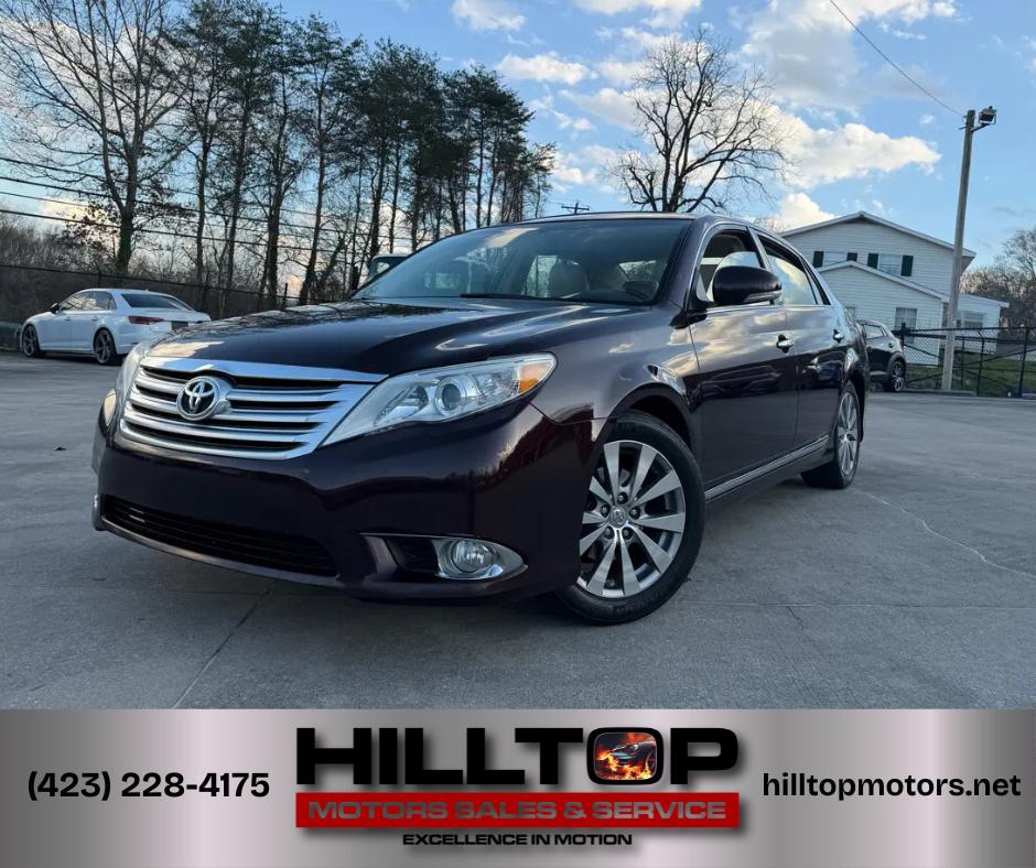 Toyota Avalon Limited 4D Sedan 2011