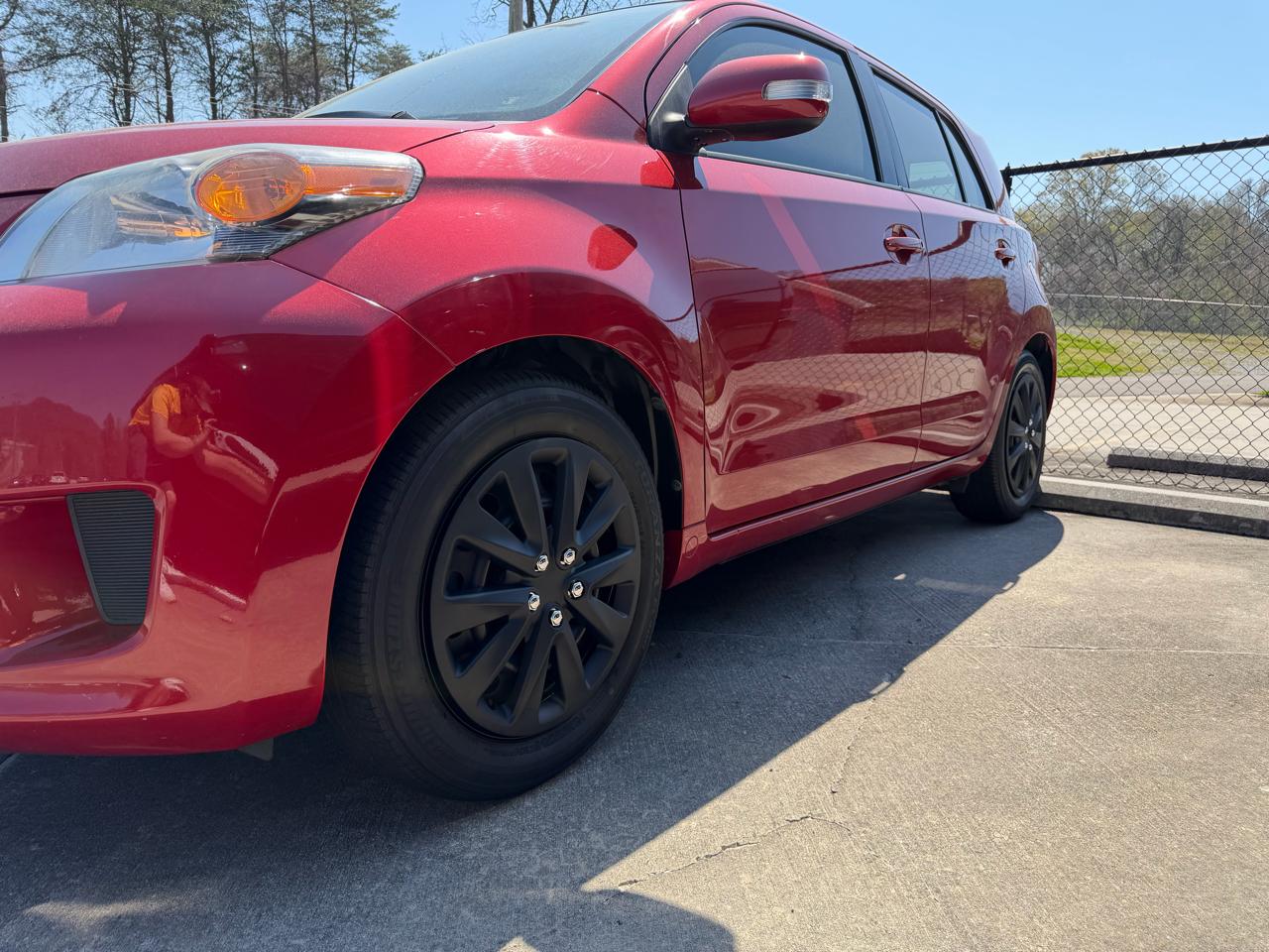 Scion xD 5-Door Hatchback 4-Spd AT 2013