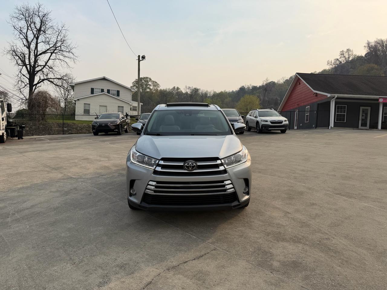 Toyota Highlander Limited Platinum AWD V6 2019