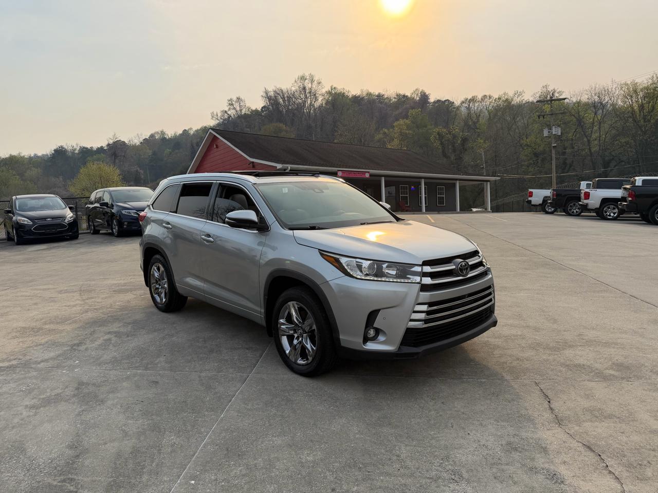 Toyota Highlander Limited Platinum AWD V6 2019