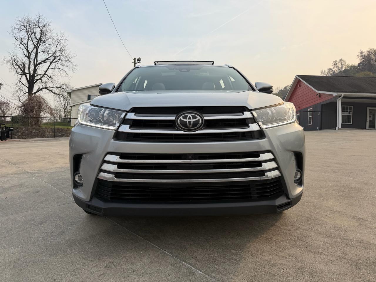 Toyota Highlander Limited Platinum AWD V6 2019