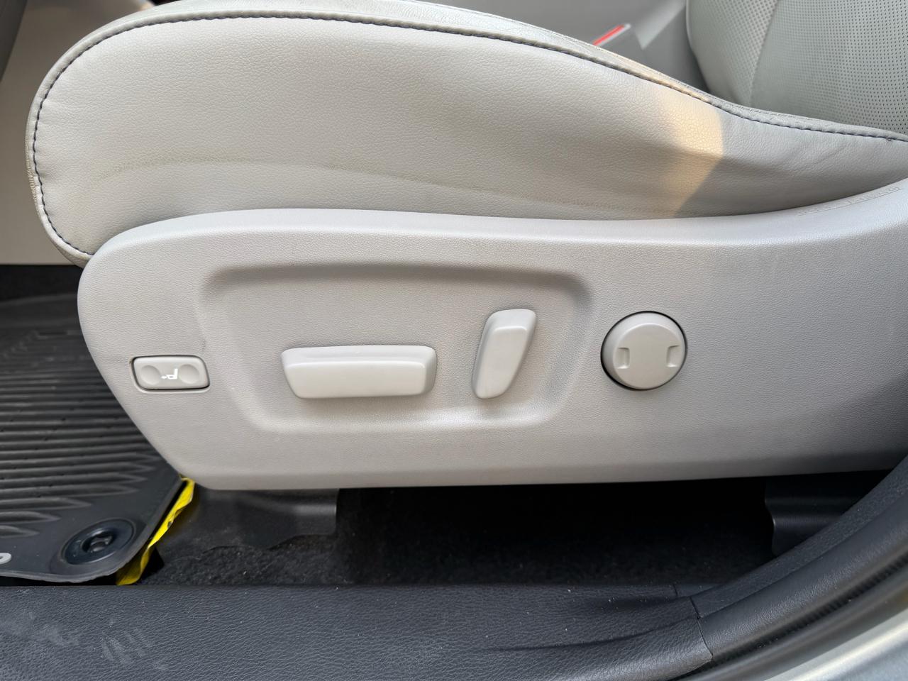 Toyota Highlander Limited Platinum AWD V6 2019