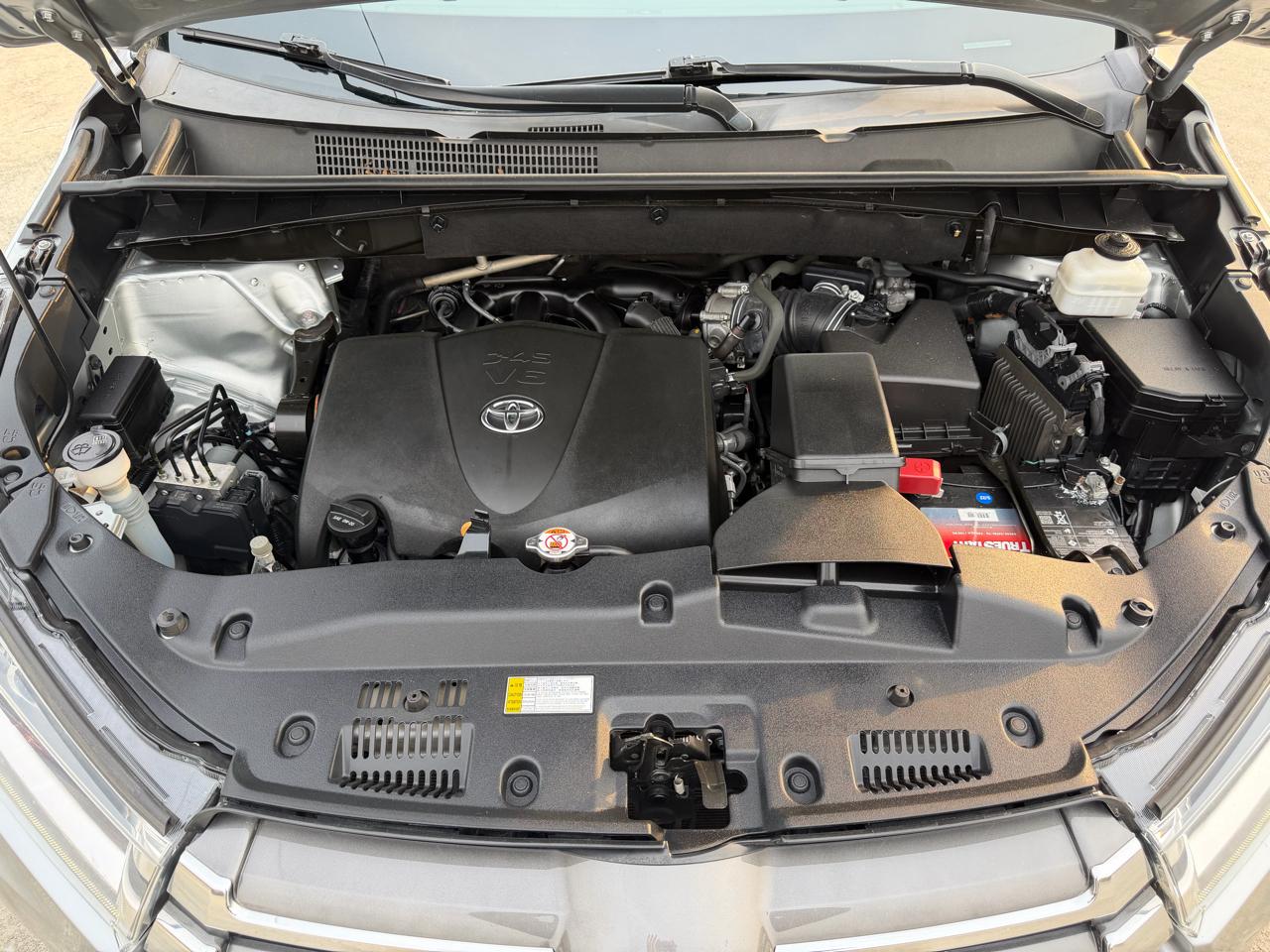 Toyota Highlander Limited Platinum AWD V6 2019