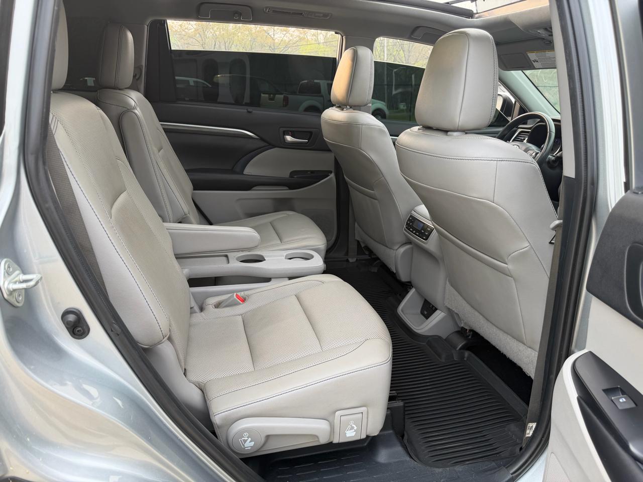 Toyota Highlander Limited Platinum AWD V6 2019