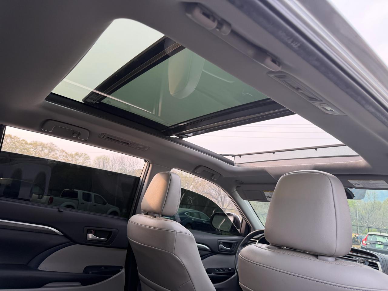 Toyota Highlander Limited Platinum AWD V6 2019