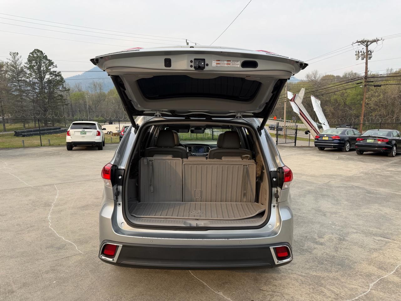 Toyota Highlander Limited Platinum AWD V6 2019