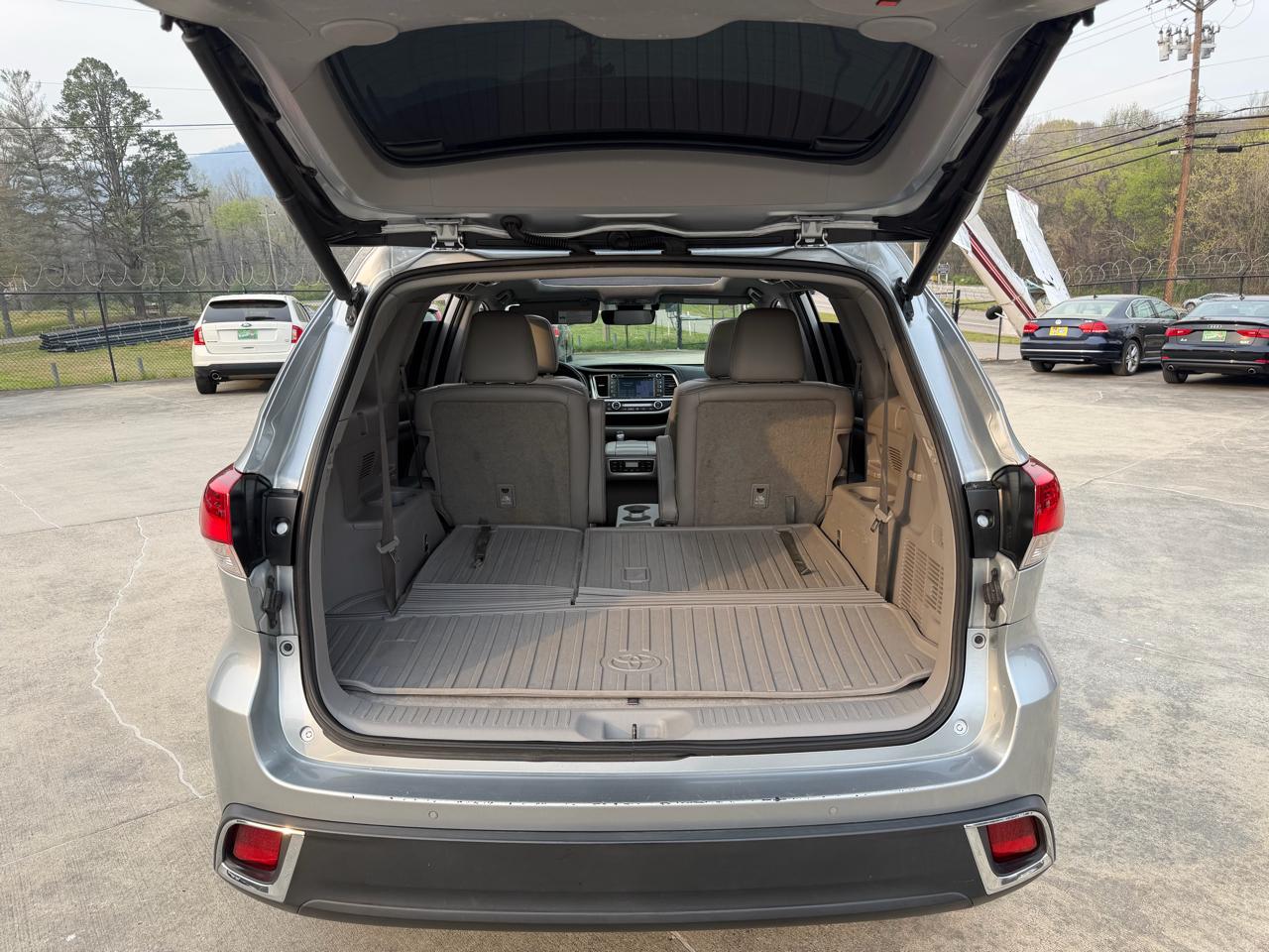 Toyota Highlander Limited Platinum AWD V6 2019