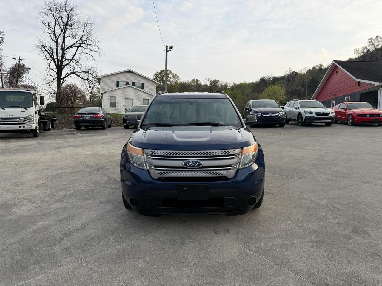 Ford Explorer Base 4WD 2012