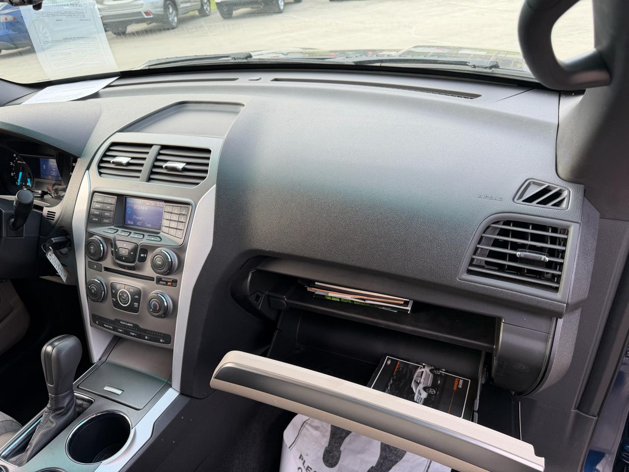 Ford Explorer Base 4WD 2012