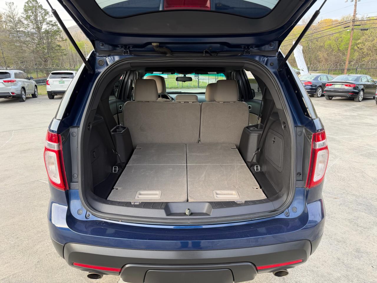 Ford Explorer Base 4WD 2012