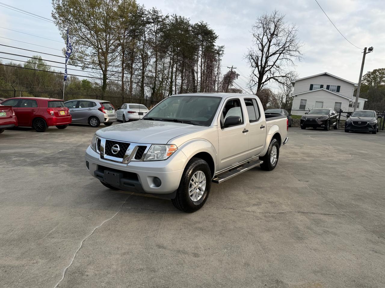Nissan Frontier SV Crew Cab SWB 4WD 2019