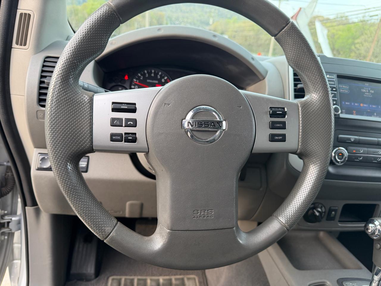 Nissan Frontier SV Crew Cab SWB 4WD 2019