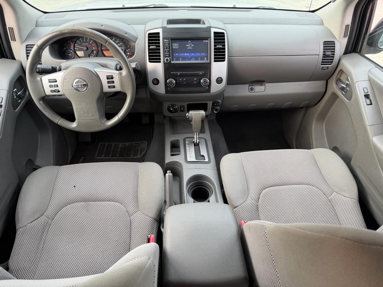 Nissan Frontier SV Crew Cab SWB 4WD 2019