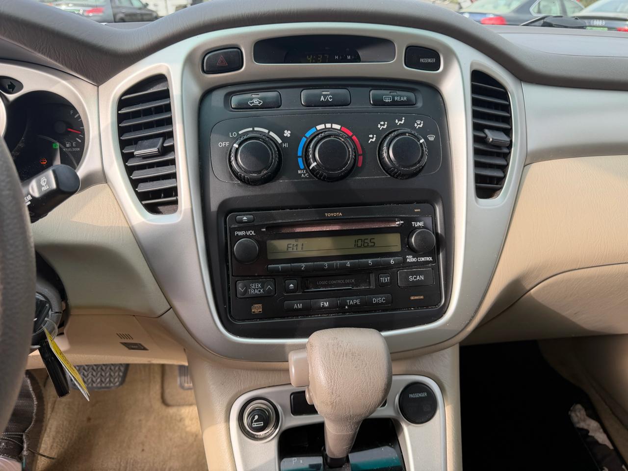 Toyota Highlander Sport 4D SUV FWD 2006