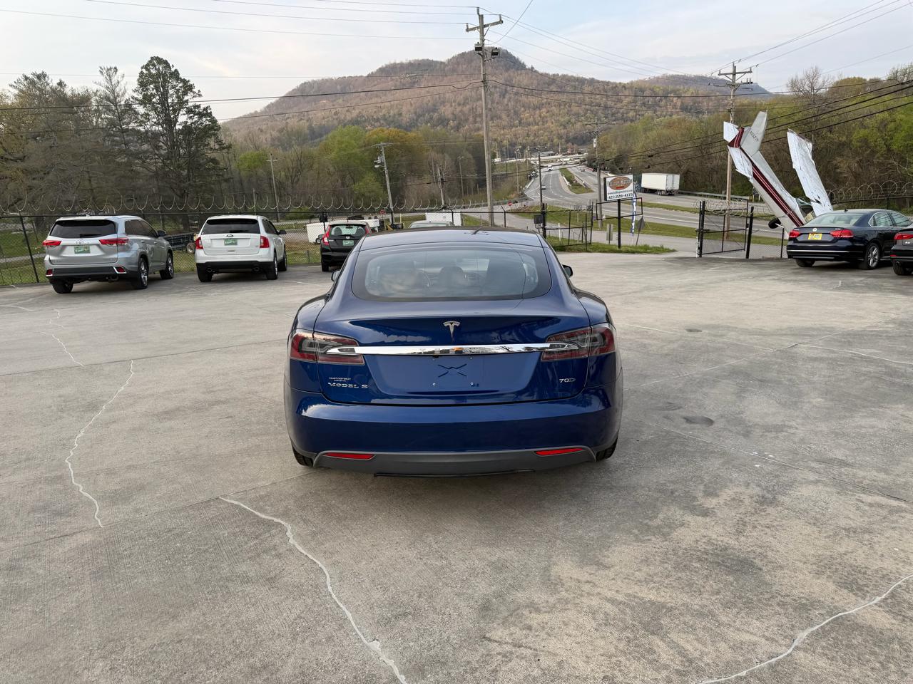 Tesla Model S 70D 2015