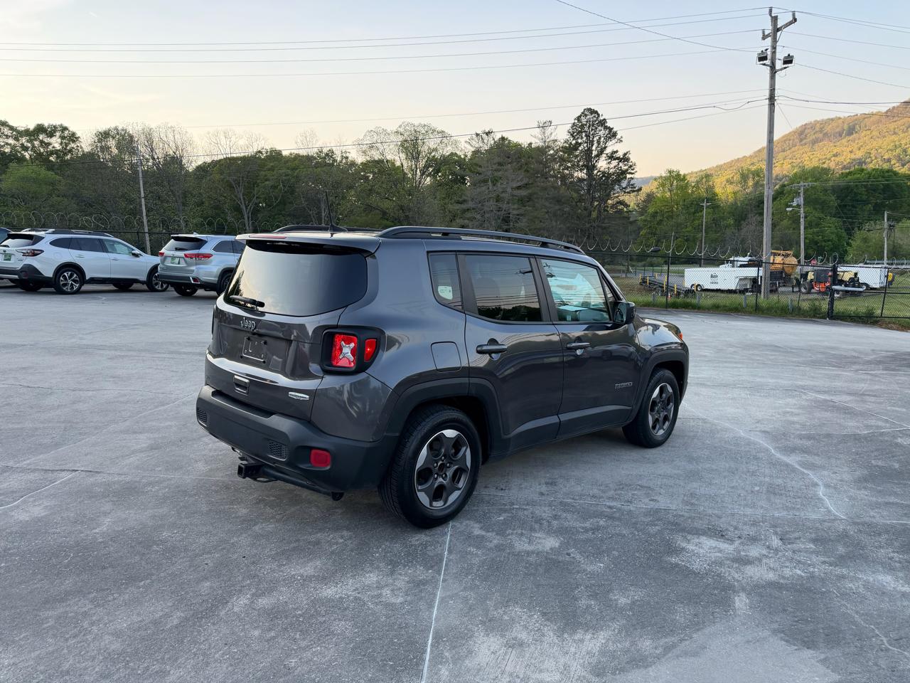 Jeep Renegade Latitude FWD 2018