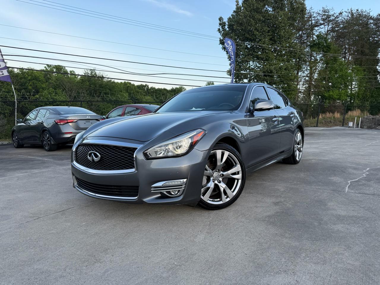 Infiniti Q70 37 2015