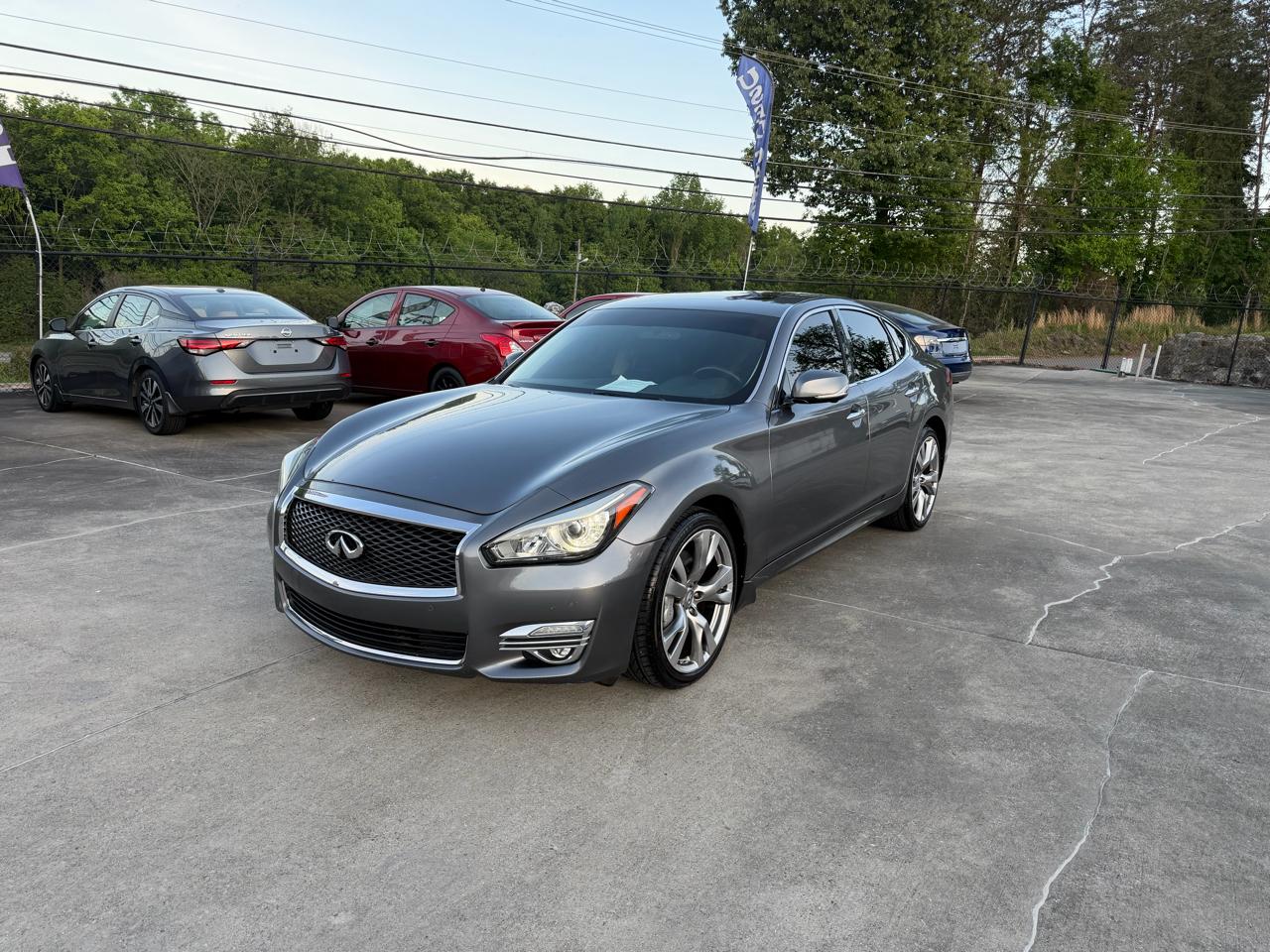 Infiniti Q70 37 2015