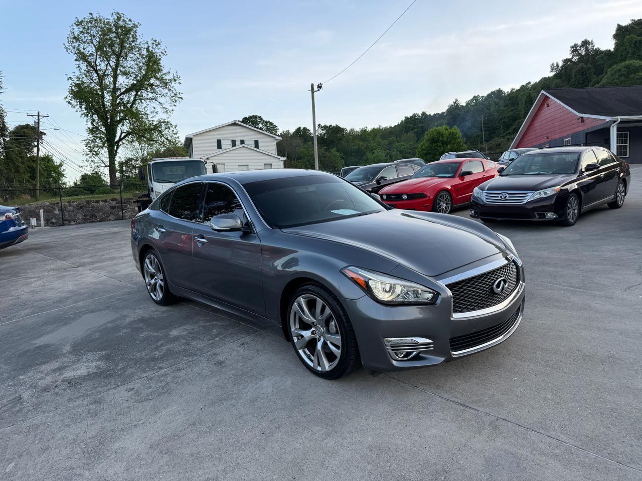 Infiniti Q70 37 2015