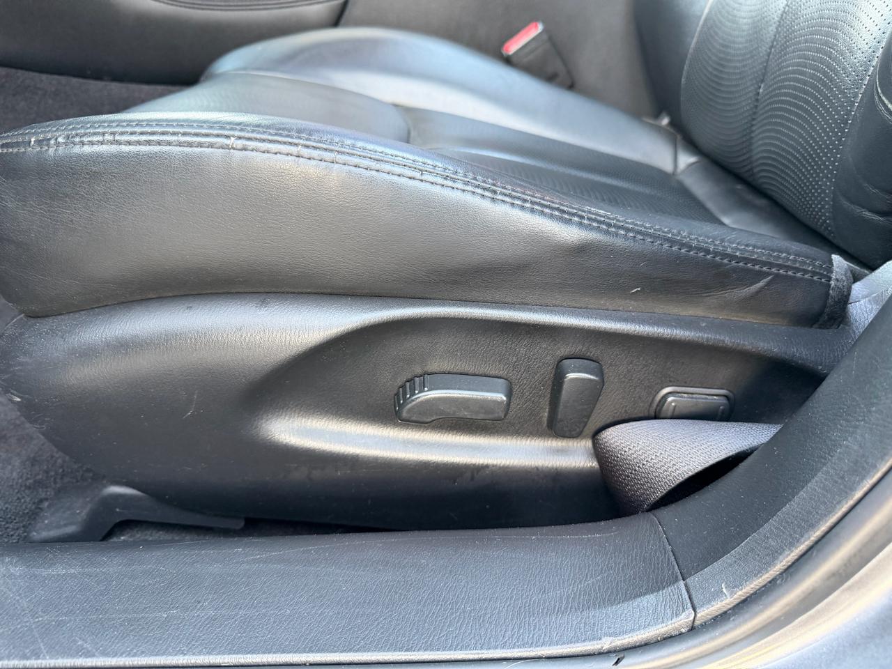 Infiniti Q70 37 2015