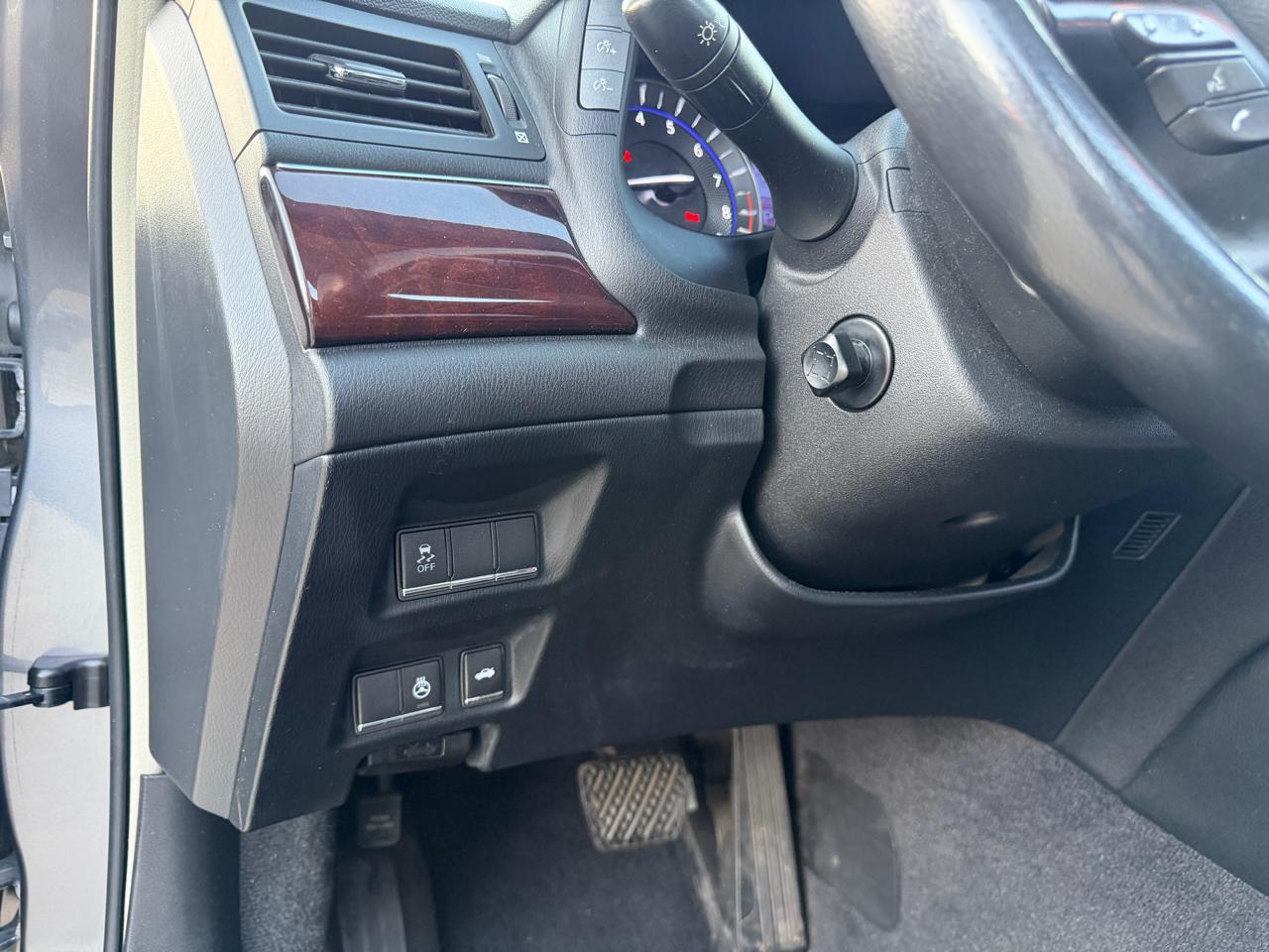 Infiniti Q70 37 2015