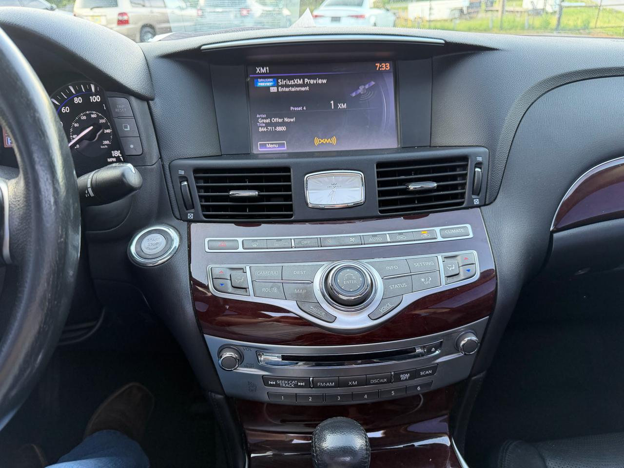 Infiniti Q70 37 2015