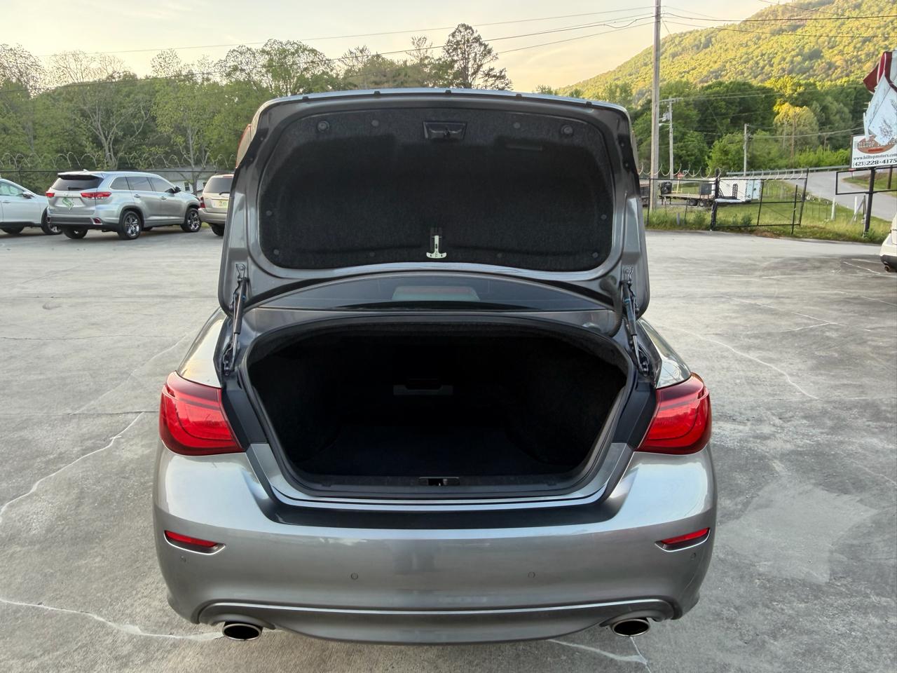 Infiniti Q70 37 2015