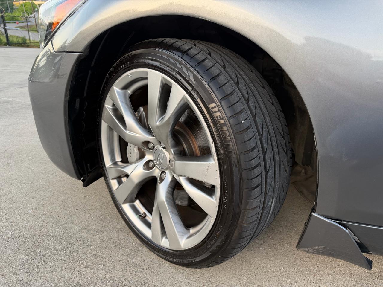 Infiniti Q70 37 2015