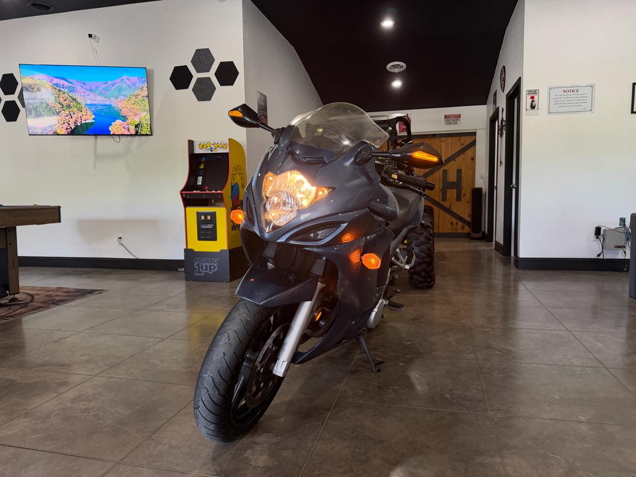 Suzuki GSX650F  2008