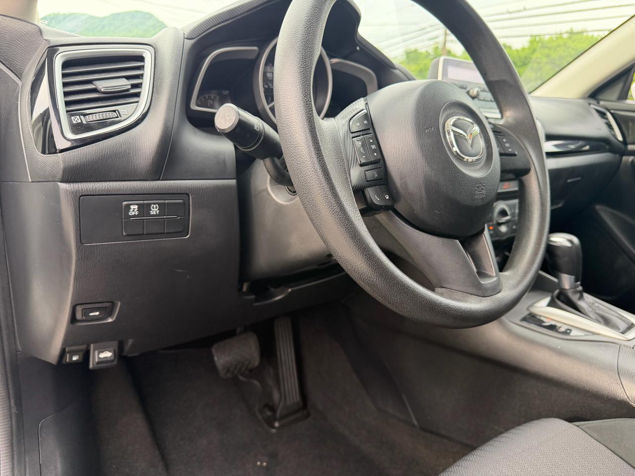 Mazda MAZDA3 i Sport AT 4-Door 2014