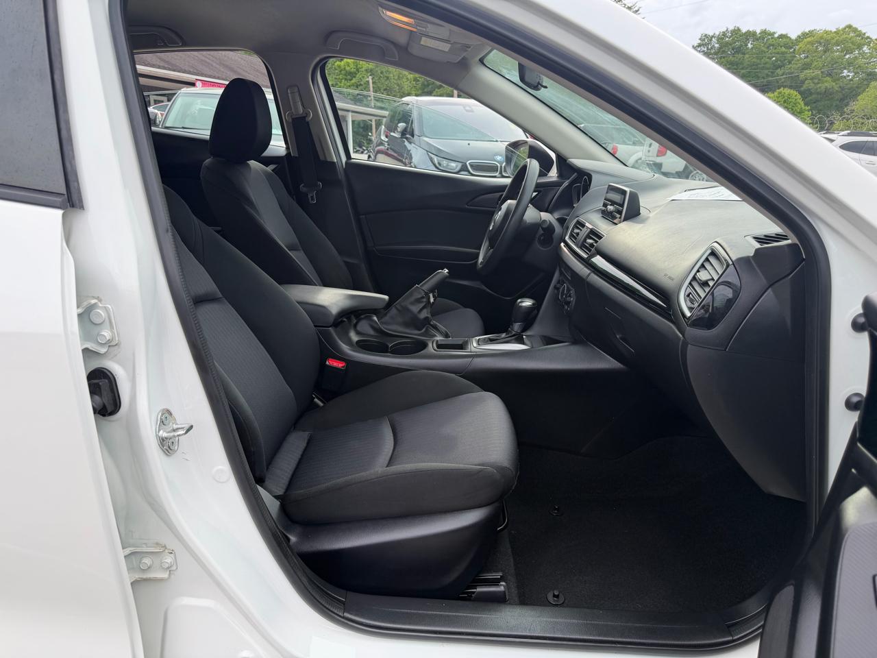 Mazda MAZDA3 i Sport AT 4-Door 2014