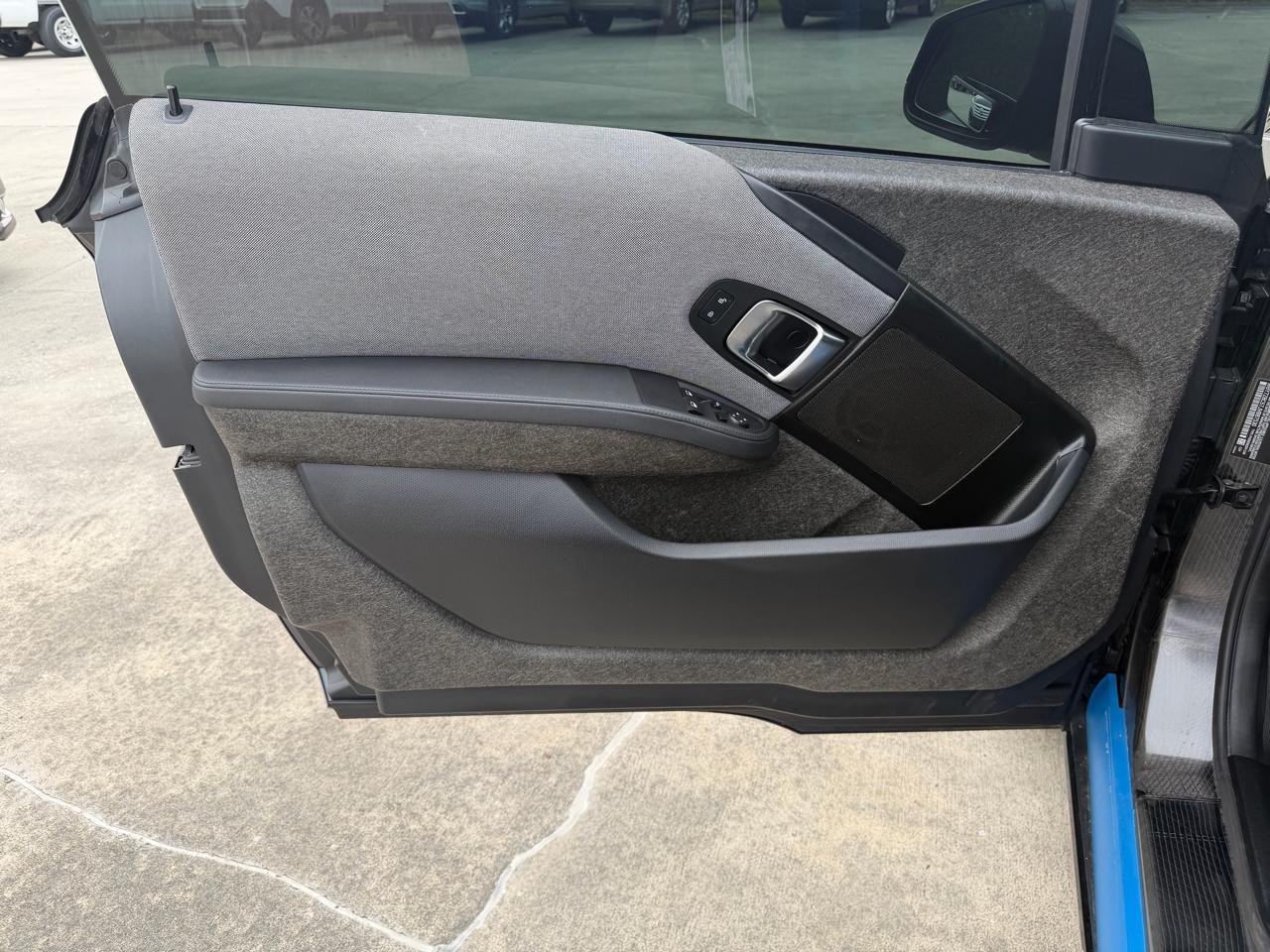 BMW i3 s w/Range Extender 2018