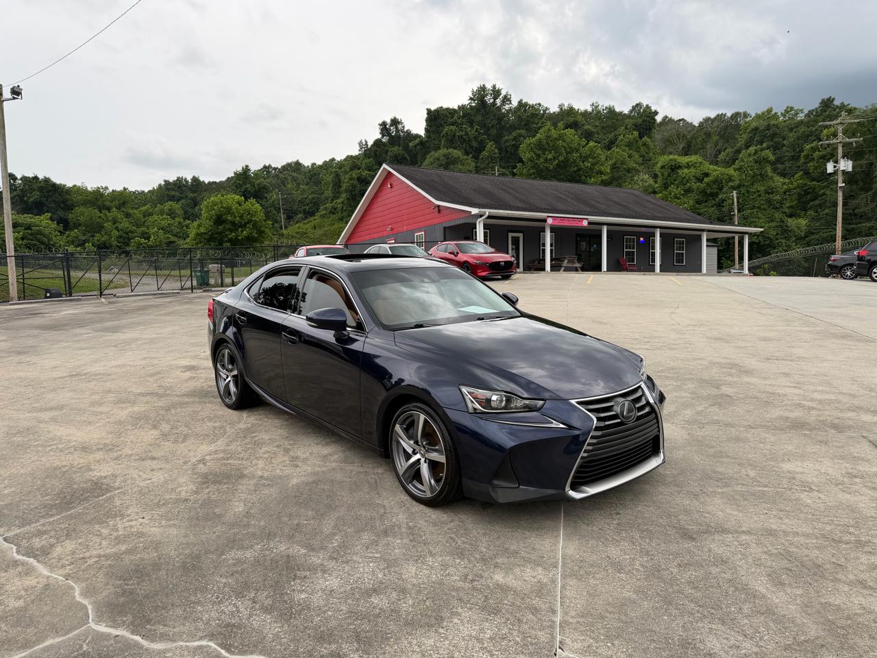 Lexus IS 300 AWD 2018
