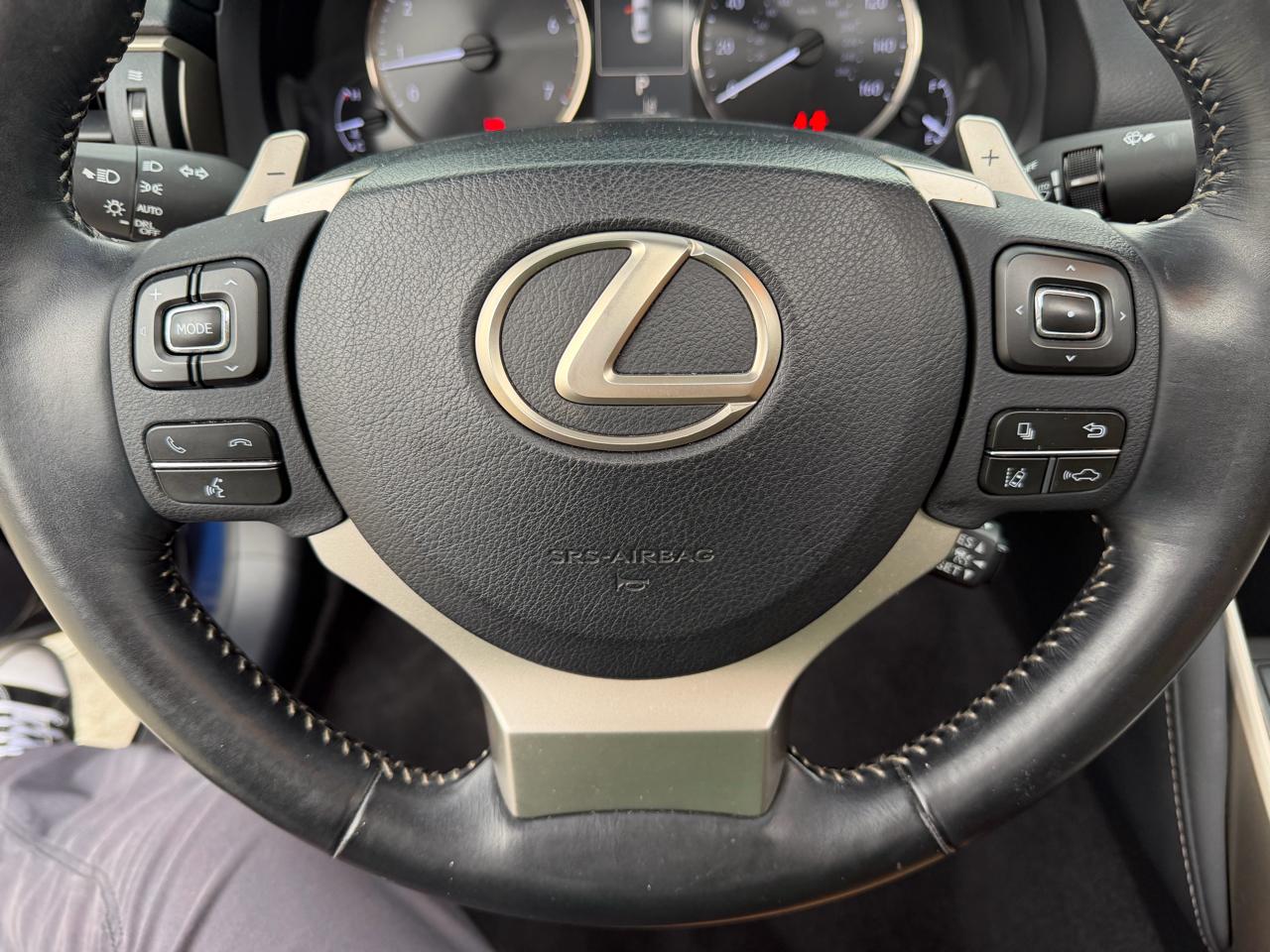 Lexus IS 300 AWD 2018