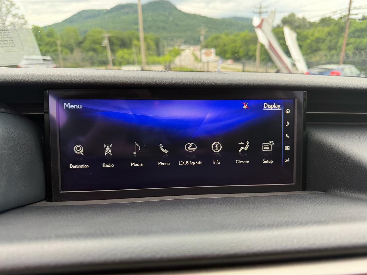 Lexus IS 300 AWD 2018