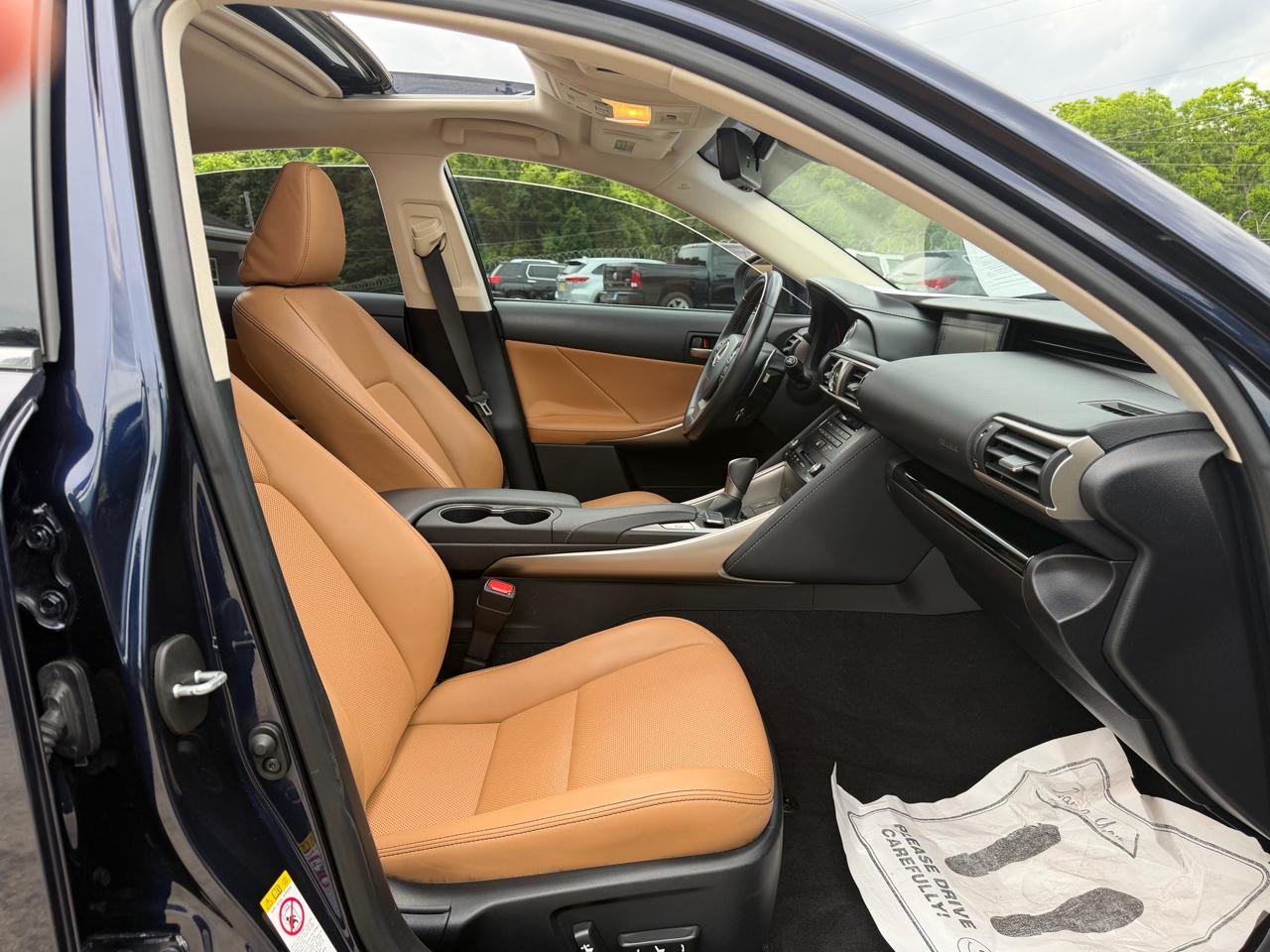 Lexus IS 300 AWD 2018