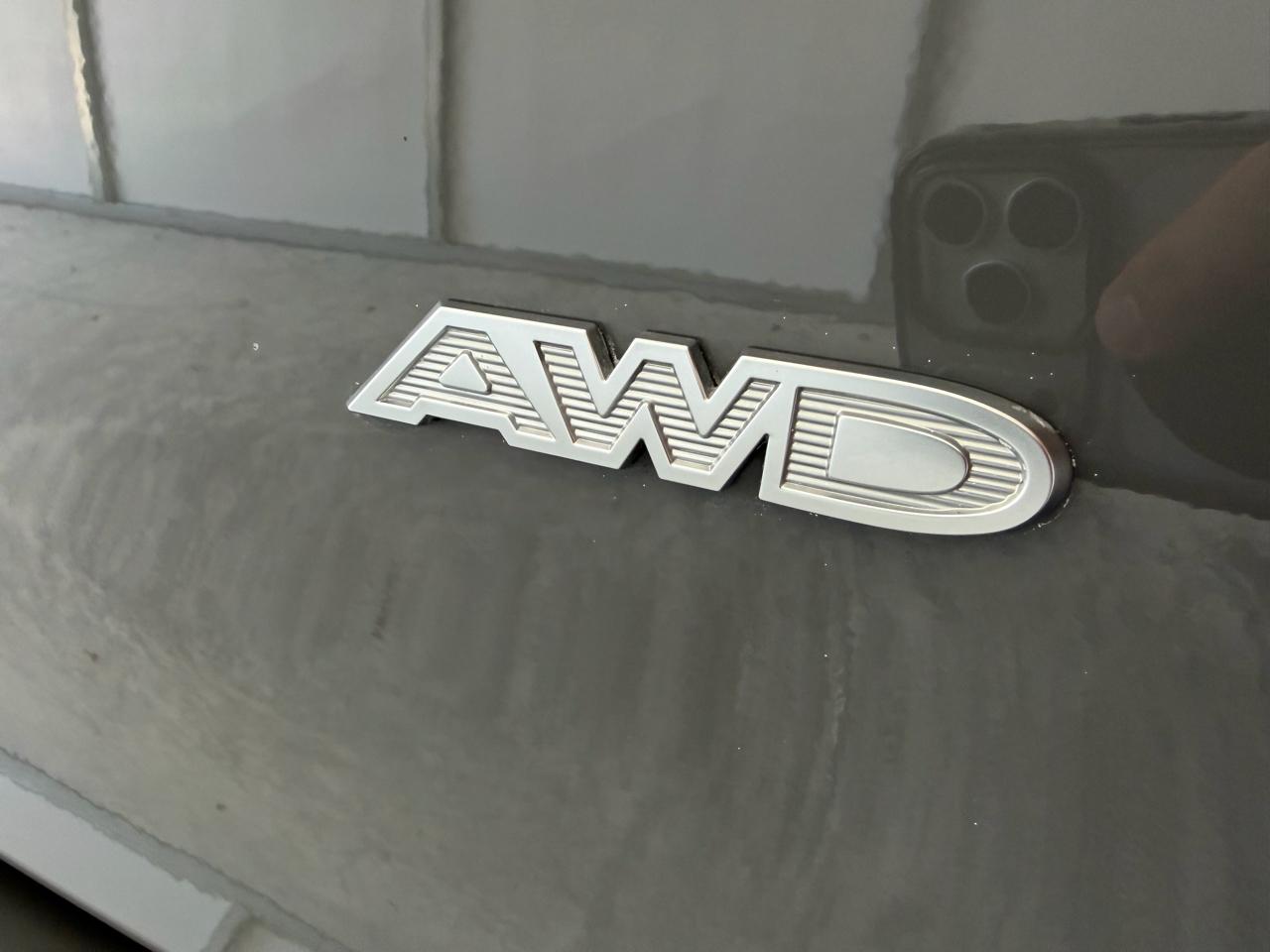Chrysler Pacifica Pinnacle AWD 2021